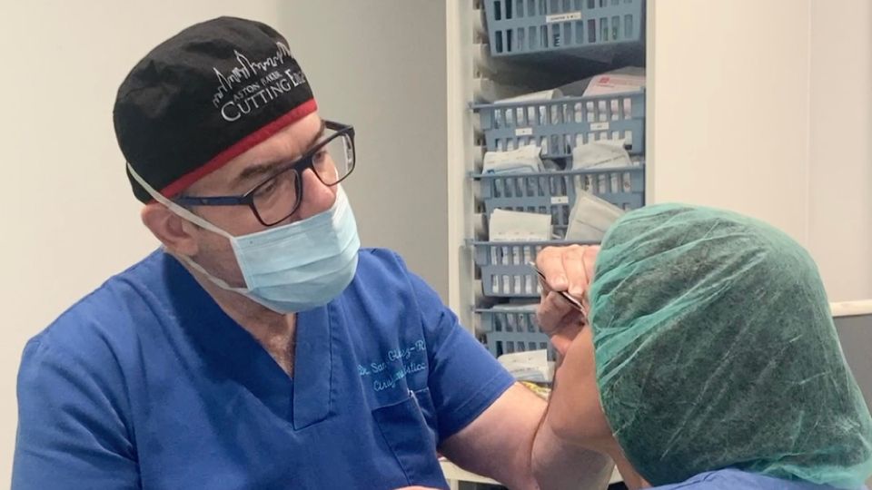 que es blefaroplastia