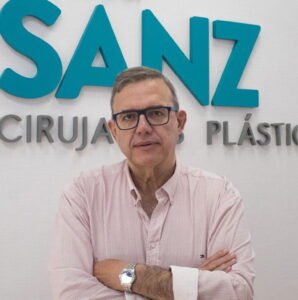 El Dr. Sanz habla en COPE Cantabria sobre cirugía estética y seguridad del paciente