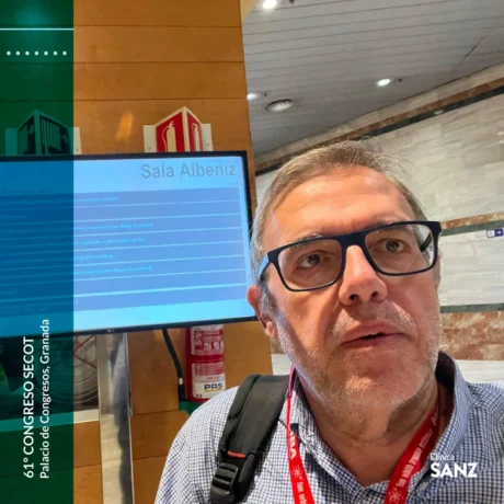 El Dr. Sanz impulsa la microcirugía en el Congreso SECOT — fotografía 1