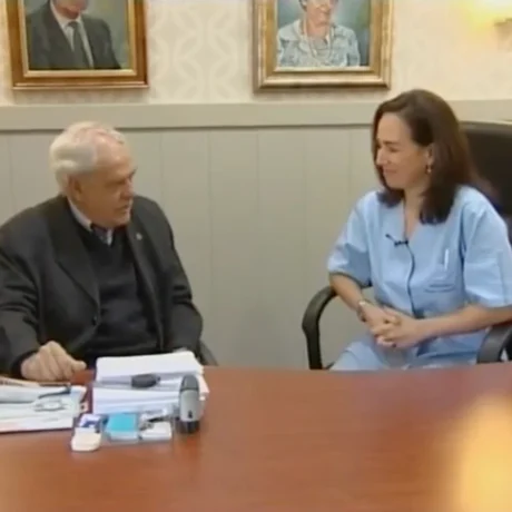 Elena Cabaleiro explica el papel de la enfermería en PopularTV Cantabria — fotografía 1